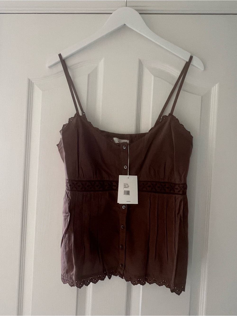 XiRENA chocolate Anna topBrown Button-Front Lace-Trim Spaghetti Strap Camisole